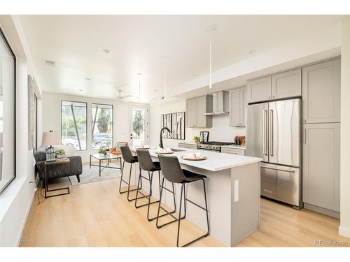 267 S Jackson St, Denver, CO, 80209-3127 | Card Image