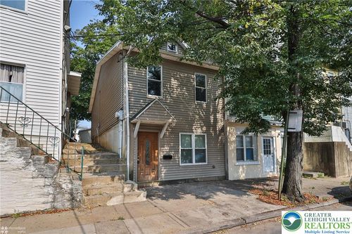 615 N 2nd St, Allentown, PA, 18102-2503 | Card Image