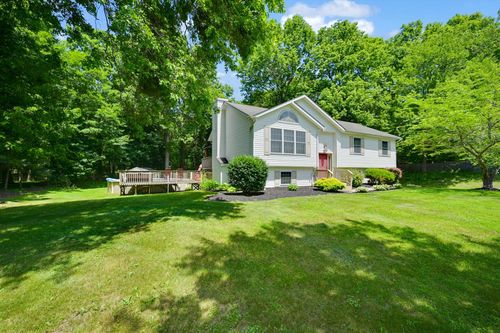 5 Thompson Ct, Campbell Hall, NY, 10916-2734 | Card Image