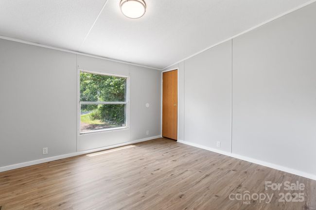 3947 S Park Dr, House other with 3 bedrooms, 2 bathrooms and null parking in Morganton NC | Image 27