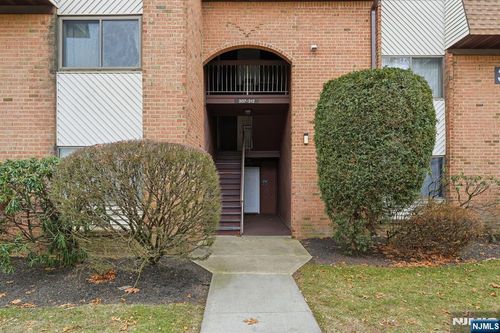 307 Edison Glen Terrace, Edison, NJ, 08837 | Card Image