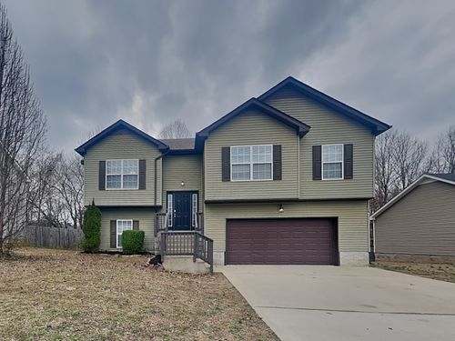 1457 Mutual Dr, Clarksville, TN, 37042-7090 | Card Image