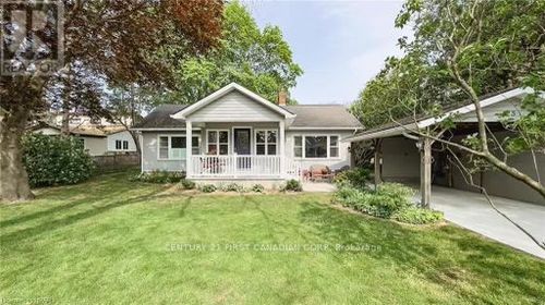 25 Orchard Rd, Lambton Shores, ON, N0M1T0 | Card Image