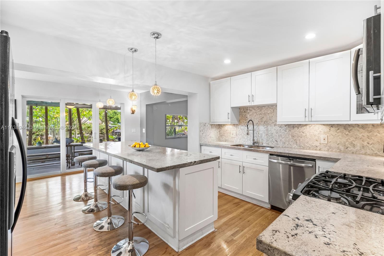 Hayes St, Hollywood, FL 33019