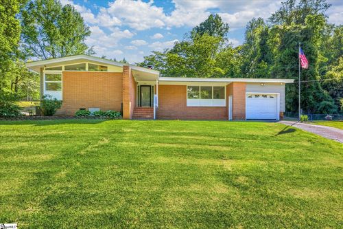 300 Mcbee Avenue, Easley, SC, 29640 | Card Image