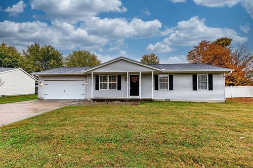 322 Whippoorwill Dr, Batesville, IN, 47006-9030 | Card Image