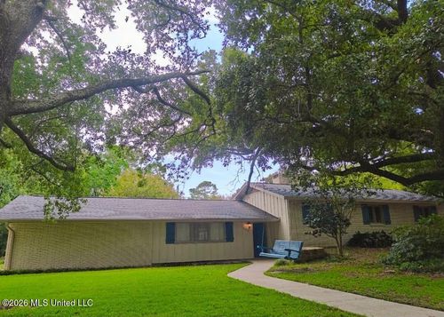 223 Woodbine, Gulfport, MS, 39507 | Card Image