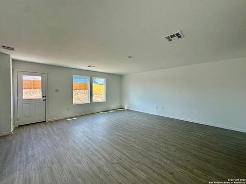 577 Kathleen Pike Rdg, San Antonio, TX, 78253-7573 | Card Image
