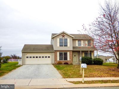 3361 Fox Meadow Drive, House other with 3 bedrooms, 2 bathrooms and null parking in DOVER PA | Image 1