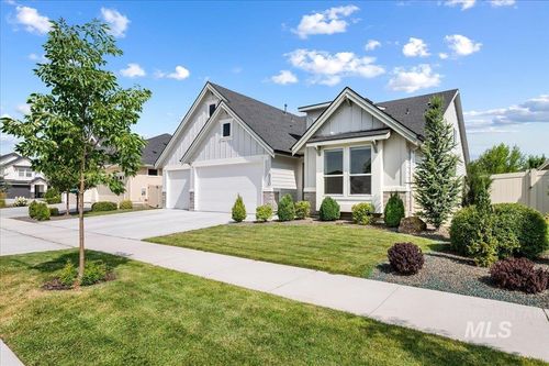 830 E Territory St, Meridian, ID, 83646-6573 | Card Image