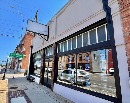 112 W Wise St, Bowie, TX, 76230-5034 | Card Image