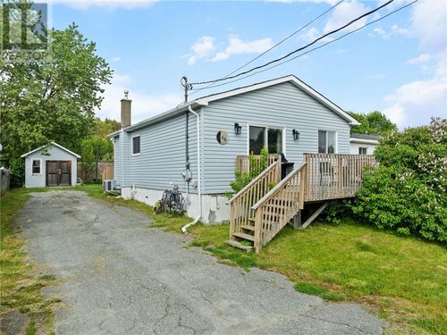 66 Laren St, Wahnapitae, ON, P0M3C0 | Card Image