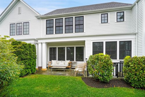 5 Rose Ln, Port Chester, NY, 10573-1612 | Card Image