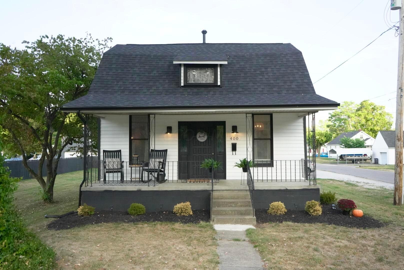 Torie Dr, Irwin, PA 15642