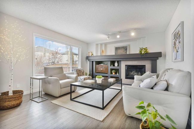 18 Mt Selkirk Place Se, House other with 5 bedrooms, 3 bathrooms and 4 parking in Calgary AB | Image 13