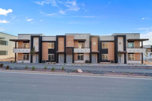 2394-1751 S Wahweap Way, Washington, UT, 84780-3833 | Card Image