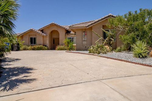 64635 Picard Ct, Desert Hot Springs, CA, 92240-1306 | Card Image