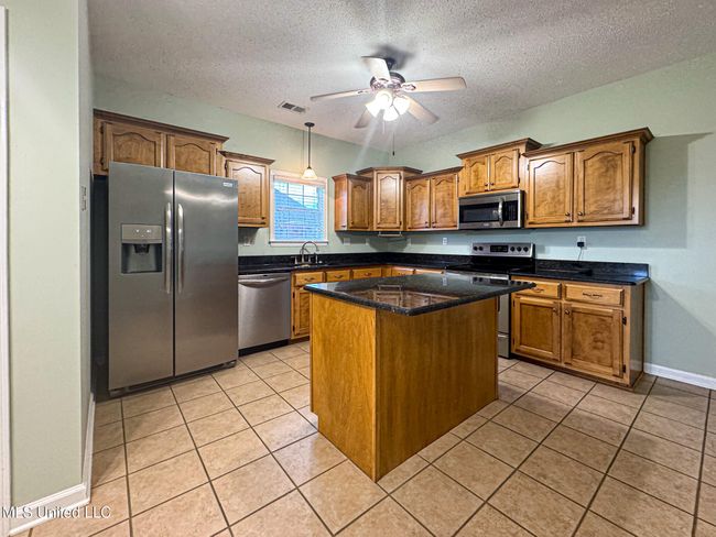 Kitchen (b) | Image 24
