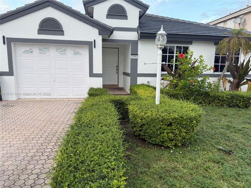 0-15963 Sw 82nd St, Miami, FL, 33193-3087 | Card Image