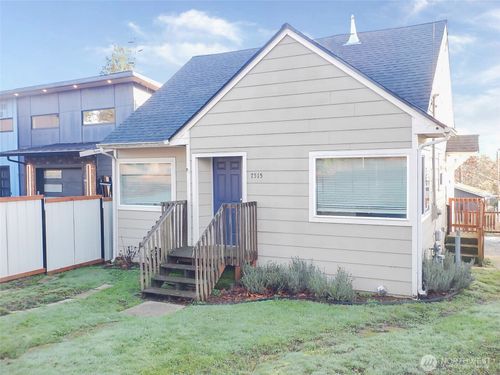 7515 Cascade Dr, Everett, WA, 98203-6511 | Card Image
