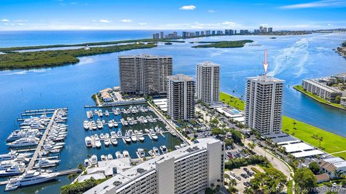 445-123 Lakeshore Dr, North Palm Beach, FL, 33408-3614 | Card Image