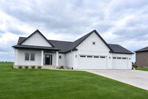 6352 Paint Rd Nw, Byron, MN, 55920-4412 | Card Image