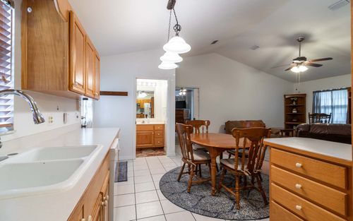 300 Sw Brighton Ct, Fort White, FL, 32038-3360 | Card Image