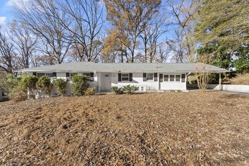 2352 Elmwood Cir Se, Atlanta, GA, 30339-8900 | Card Image