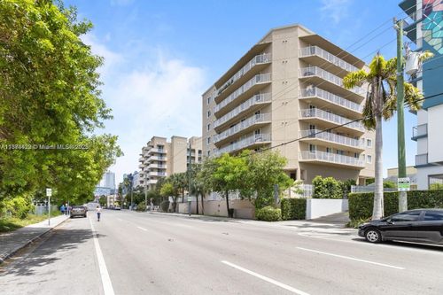 apt-406-102 Sw 6th Ave, Miami, FL, 33130-1493 | Card Image