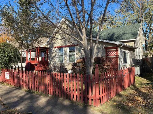 120 E Swartzel Ave, Vincennes, IN, 47591-2439 | Card Image