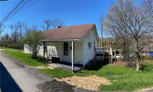 850 N Franklin St, Washington, PA, 15301-3951 | Card Image