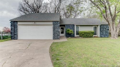 12003 85th St, Owasso, OK, 74055-2112 | Card Image
