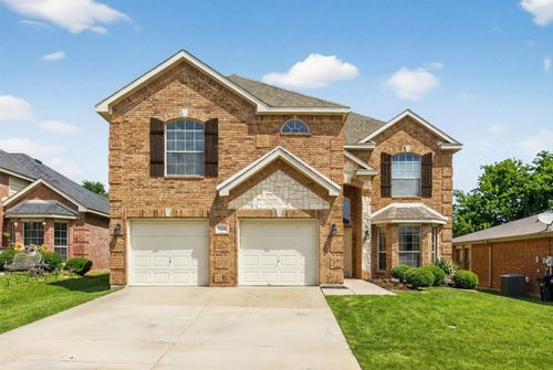 5808 Fathom Dr, Fort Worth, TX, 76135-7013 | Card Image