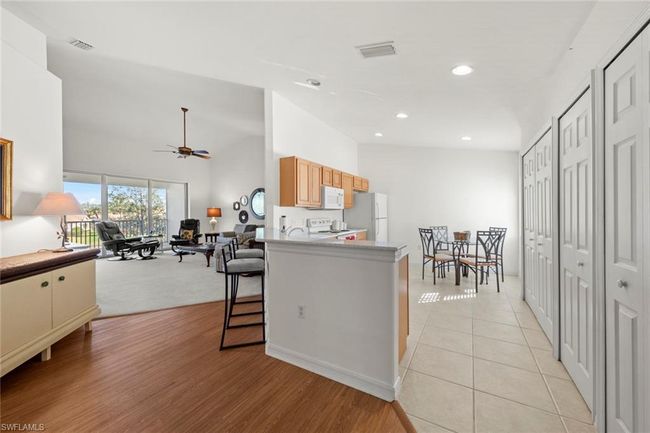 APT-305 - 11031 Mill Creek Way, Condo with 3 bedrooms, 2 bathrooms and 1 parking in FORT MYERS FL | Image 4