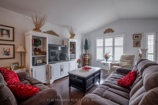 15 Meadowlark Dr, House other with 3 bedrooms, 2 bathrooms and 4 parking in Port Colborne ON | Image 8