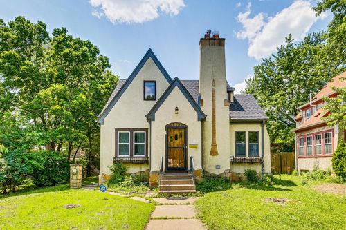 3807 Hubbard Ave N, Robbinsdale, MN, 55422-2219 | Card Image