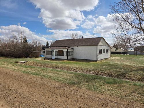 124 6 Avenue N, Champion, AB, T0L0R0 | Card Image