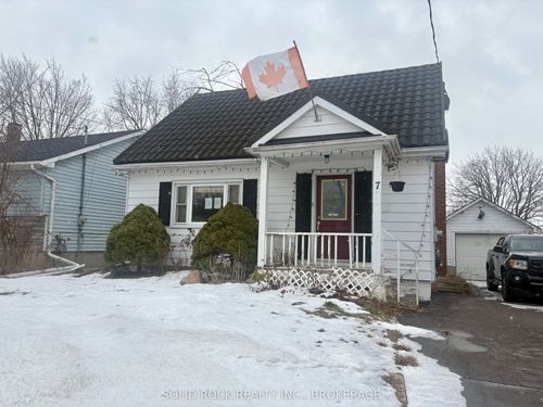 7 Orchard Dr, Belleville, ON, K8P2K2 | Card Image