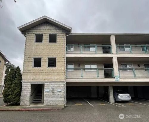 320-9733 272nd Pl Nw, Stanwood, WA, 98292-8074 | Card Image