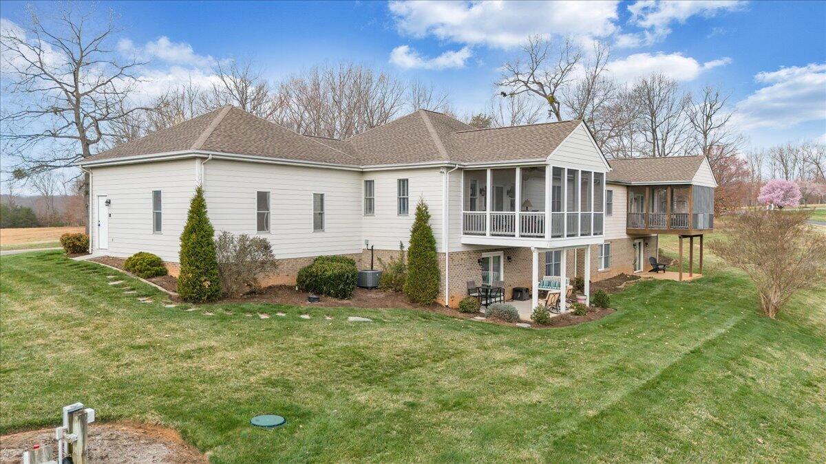 Residential in Huddleston 2