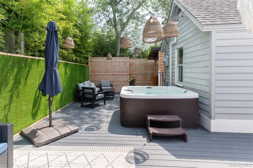 758 Ocean Breeze, Ocean Beach, NY, 11770-2076 | Card Image