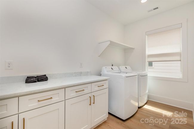 933 Tennyson Dr, House other with 4 bedrooms, 4 bathrooms and null parking in Charlotte NC | Image 20