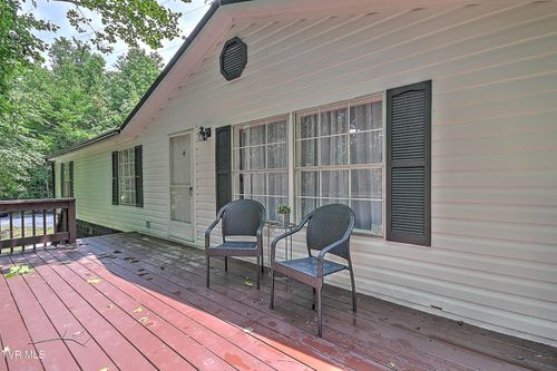 132 Dogwood Ln, Erwin, TN, 37650-8918 | Card Image