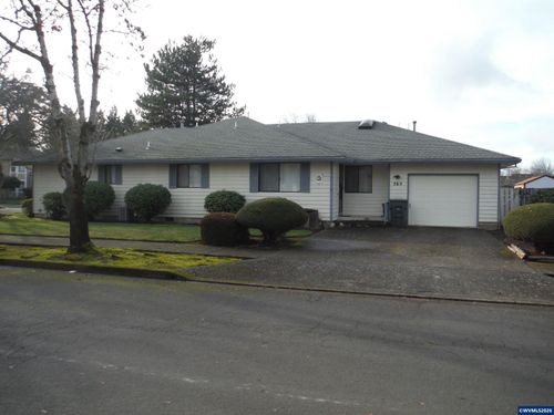 765 Wildflower St Ne, Salem, OR, 97301 | Card Image