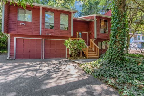 2925 87th Avenue Ct E, Edgewood, WA, 98371-1979 | Card Image