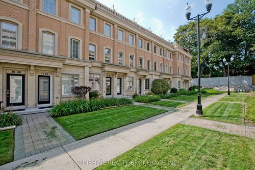 12-20 Hargrave Lane, Toronto, ON, M4N0A4 | Card Image