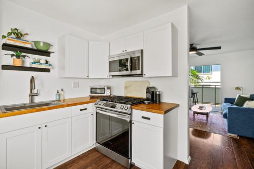 apt-g5-74-5618 Palani Rd, Kailua Kona, HI, 96740-3663 | Card Image