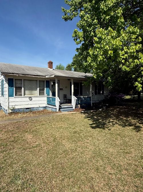 1106 Wilson Memorial Trl, Vernon Hill, VA, 24597-3049 | Card Image