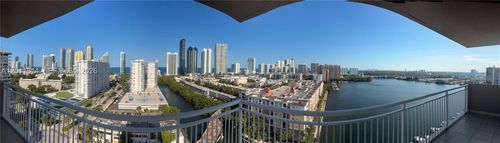 2004-250 174th St, Sunny Isles Beach, FL, 33160-5386 | Card Image
