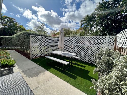 b-361 Sw 20th Rd, Miami, FL, 33129-1319 | Card Image